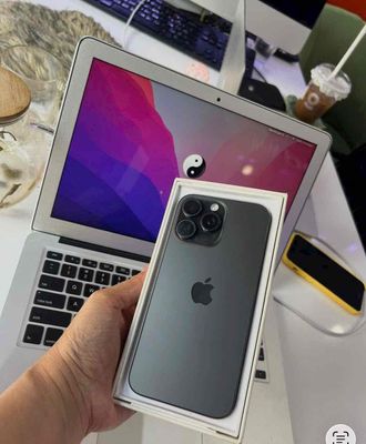 iphone 15pro 512gb đen qtế mỹ pin 87 zin áp suất