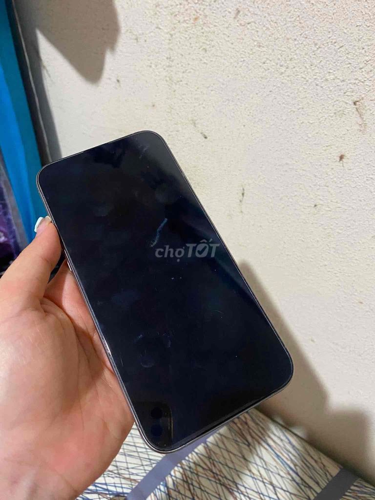 Apple iPhone 15 Pro Max 1TB Xám 80%. Mua bán Điện thoại tại Huyện Đông Anh Hà Nội được đăng bởi Cẩm Tú hình 1