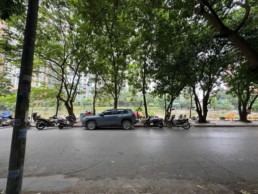 BÁN BIỆT THỰ LK 5 TẦNG - LÀNG VIỆT KIỀU CHÂU ÂU, KĐT MỖ LAO, HÀ ĐÔNG. Mua bán nhà ở tại Quận Hà Đông Hà Nội được đăng bởi Nguyễn Đức Thiện hình 2