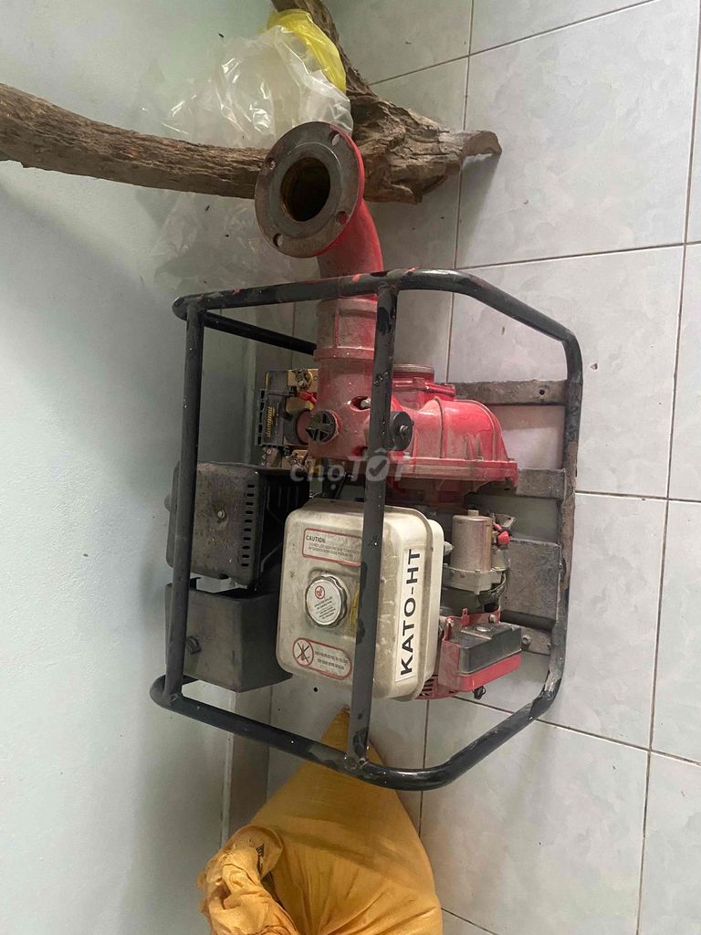 Máy bơm nước KATO-HT Đỏ, Trắng, Đen. Mua bán Đồ chuyên dụng, Giống nuôi trồng tại Quận Ngũ Hành Sơn Đà Nẵng được đăng bởi thảo hình 1