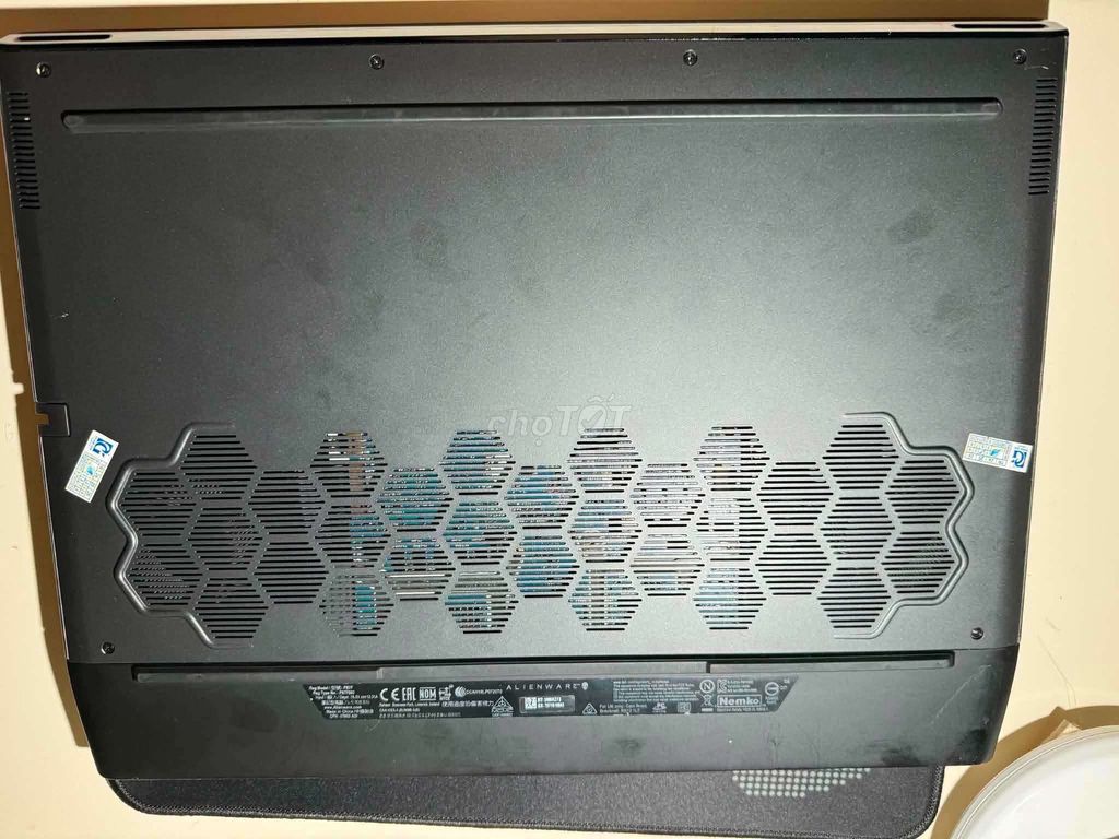 Alienware M15R3 I7-10750H RTX 2070 Super 300Hz. Mua bán Laptop tại Huyện Nhà Bè Tp Hồ Chí Minh được đăng bởi Quân tool hình 1