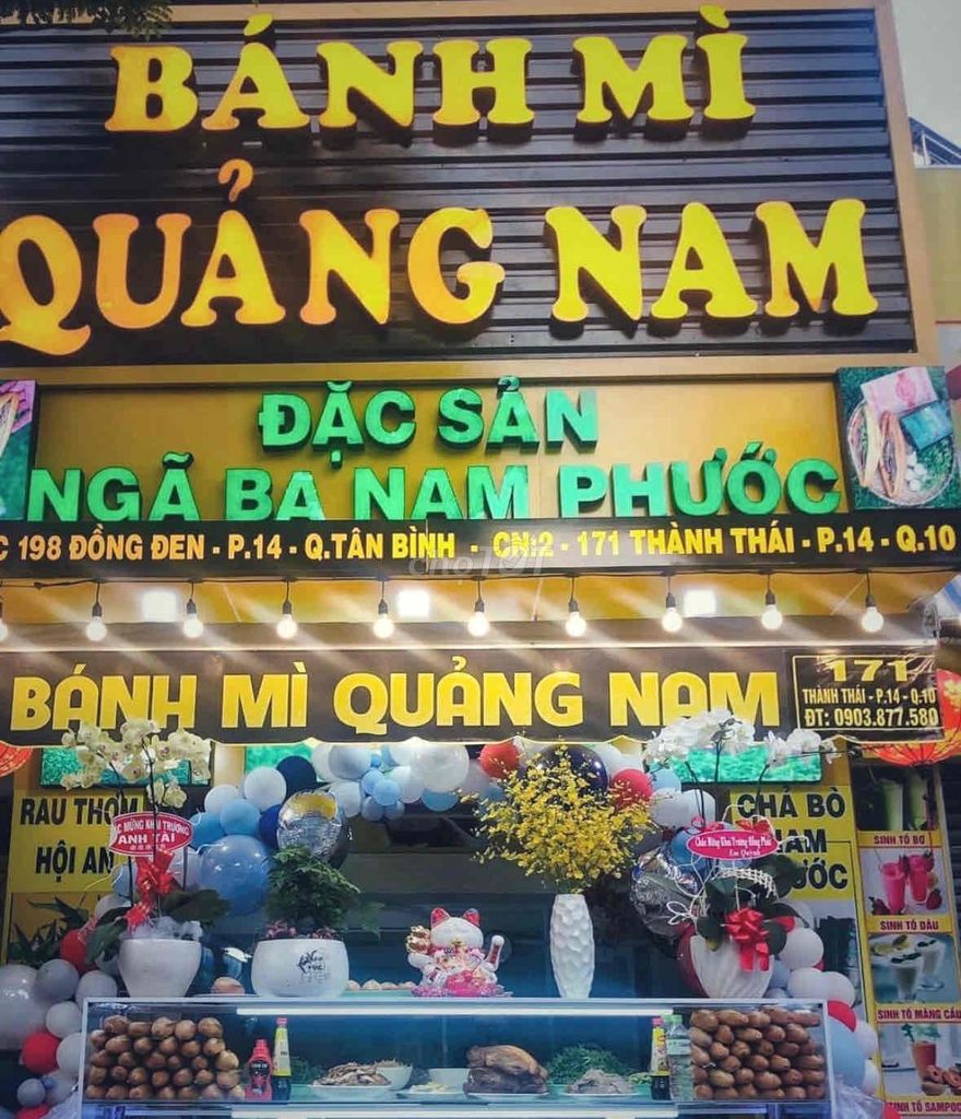 Tuyển nhân viên bán bánh mì