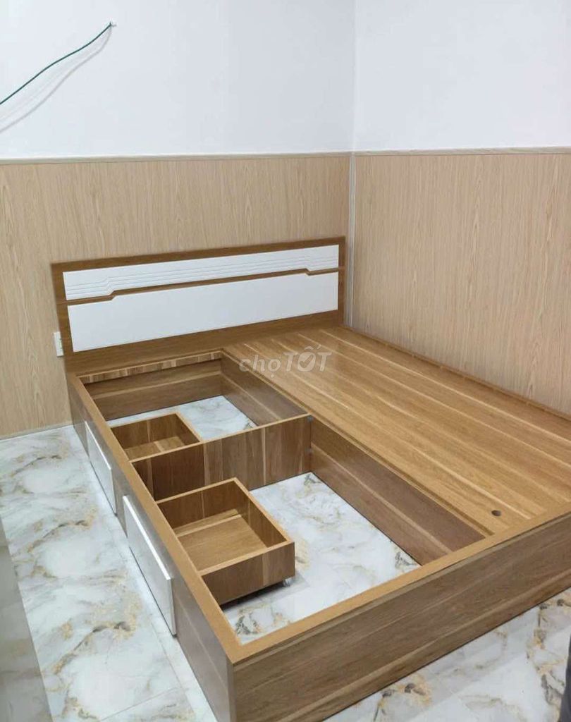 GIƯỜNG GỖ CÔNG NGHIỆP MDF 1M8 2M CÓ 2 HỘP KÉO . Mua bán Giường, chăn ga gối nệm tại Quận 3 Tp Hồ Chí Minh được đăng bởi Tủ nhựa đài loan hoàng quân hình 1
