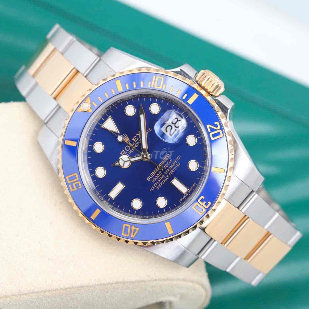 Rolex 116613LB Submariner Date