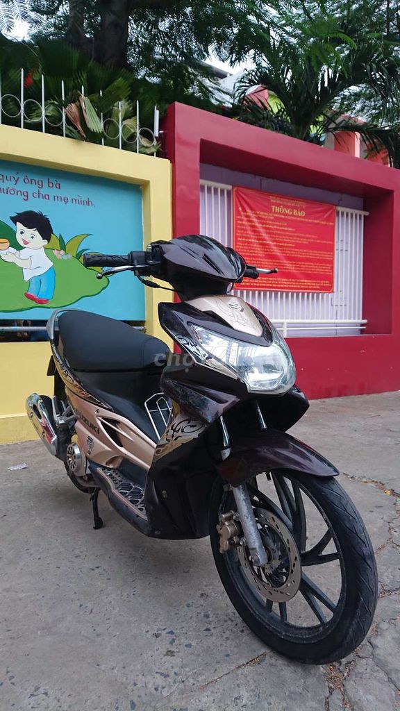 Suzuki Hayate máy êm mạnh