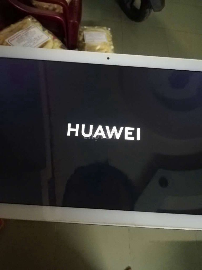 Huawei T55…32GB_1Oinch Vàng Ram 3GB Sim 4G Pin Lâu