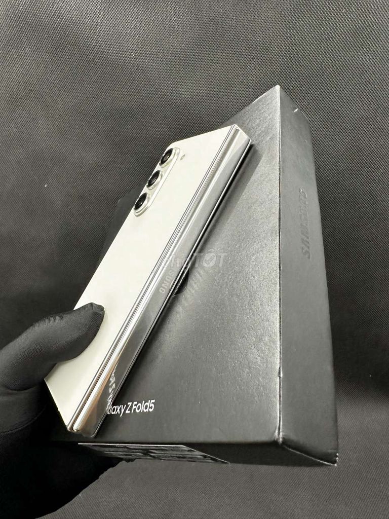 Z Fold 5, bản 512GB, dùng 2 sim, đẹp keng như mới