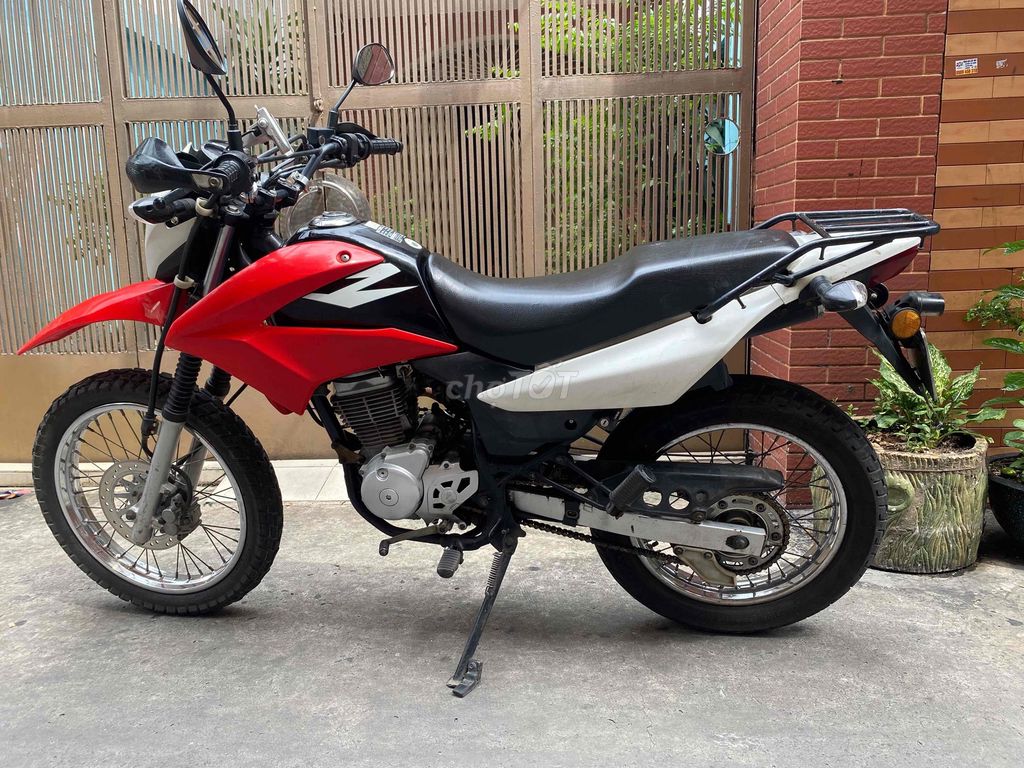 Honda XR 150 xe rất rất êm. Mua bán Xe máy tại Quận 4 Tp Hồ Chí Minh được đăng bởi Tan hình 3