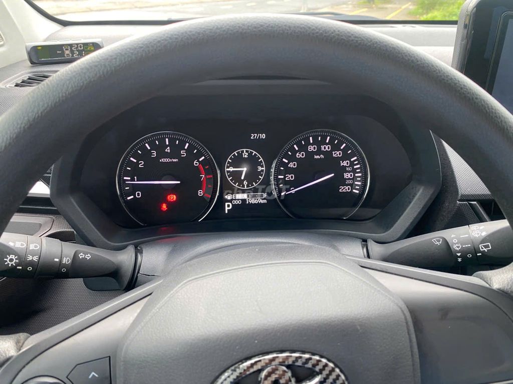 Toyota Avanza Premio 2024 CVT màu trắng 20.100 km. Mua bán Ô tô tại Quận Tân Phú Tp Hồ Chí Minh được đăng bởi VĂN CHINH hình 10