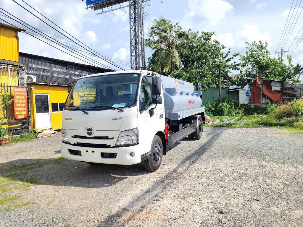 Xe Tải Hino XZU730 Bồn Chở Xăng Dầu 6 khối 2025. Mua bán Xe tải, xe ben tại Thành phố Thuận An Bình Dương được đăng bởi Ngọc Minh hình 2
