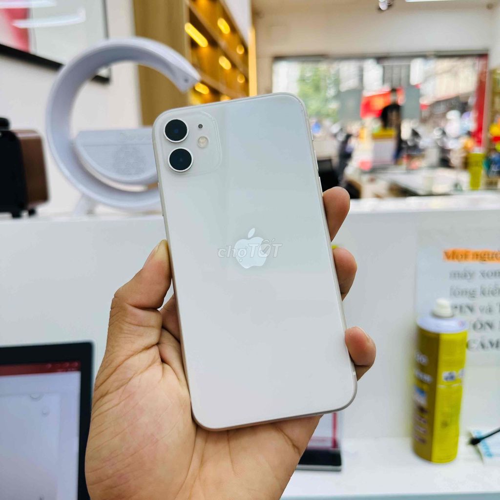 🍎iPhone 11 64GB Trắng hình thức 99% P100👇