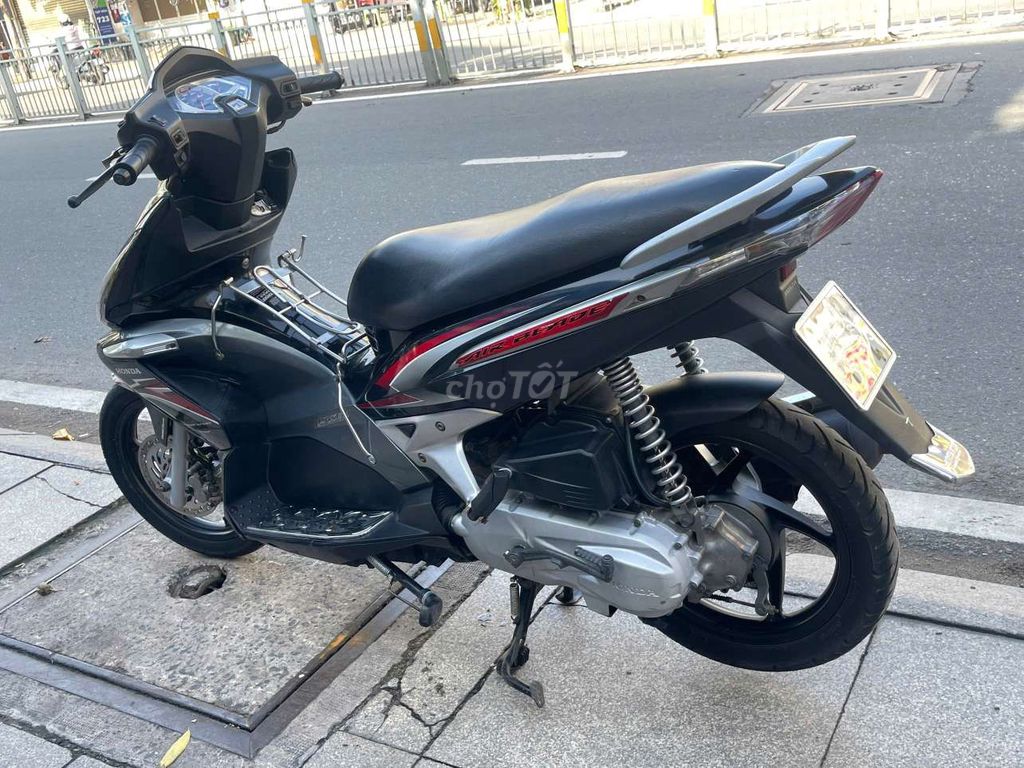 Honda air blade thái Fi 2010 mới 90% biển số TP. Mua bán Xe máy tại Quận Tân Phú Tp Hồ Chí Minh được đăng bởi Tuanduy hình 3