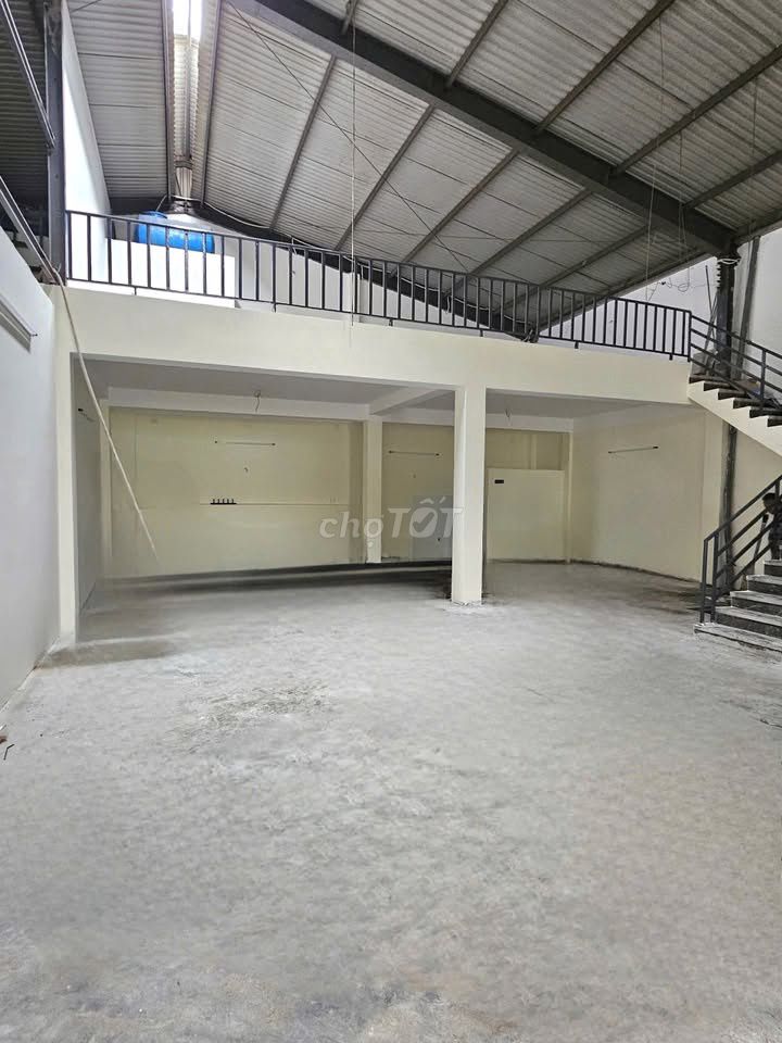 Аренда · 1 комн. · 230 м² · Quận Bình Tân, ул. Đường 52B