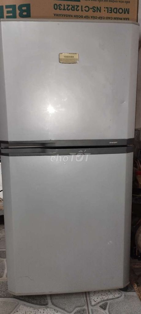 Tủ lạnh toshiba 100l