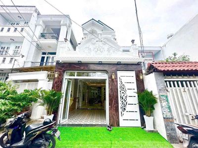 Nhà phố 95 m² · 4 PN · Đường Đào Tông Nguyên