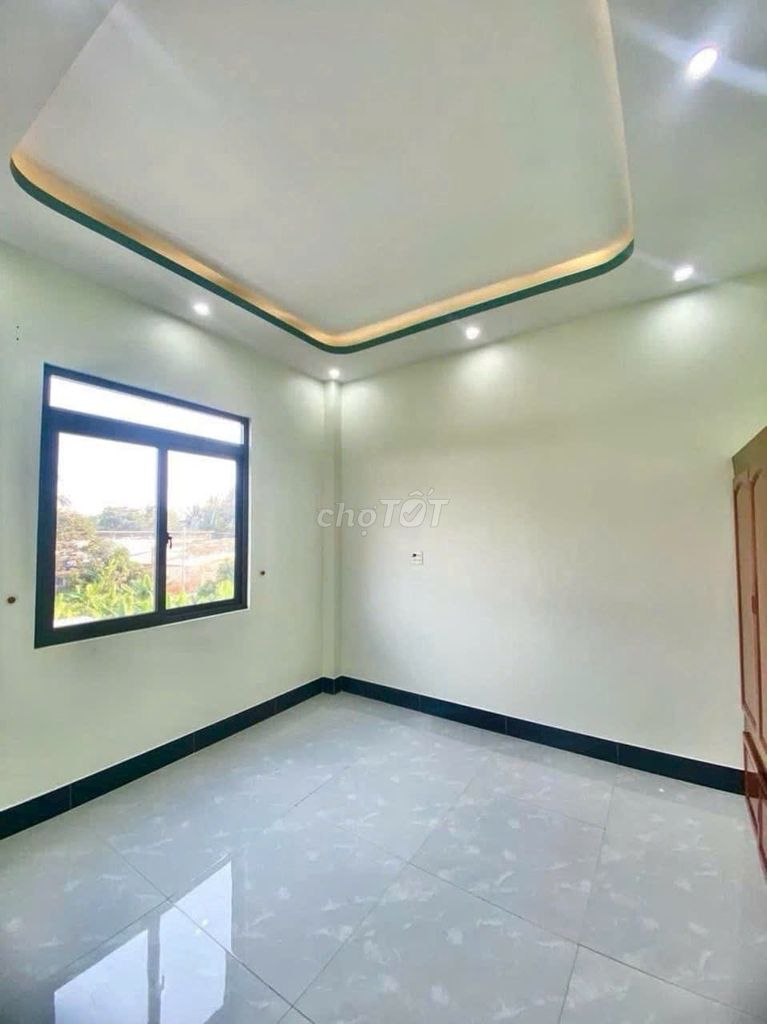 BỂ NỢ CẦN BÁN NHÀ 1 LẦU Ở THỊ TRẤN CỦ CHI (100m2). GIÁ 620TR, SHR