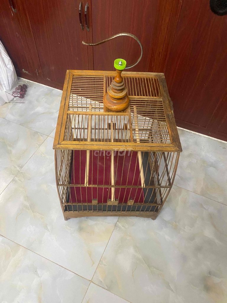 Lồng chim gỗ màu nâu đã sử dụng. Mua bán Phụ kiện, Thức ăn, Dịch vụ tại Quận 6 Tp Hồ Chí Minh được đăng bởi Thành Long hình 1