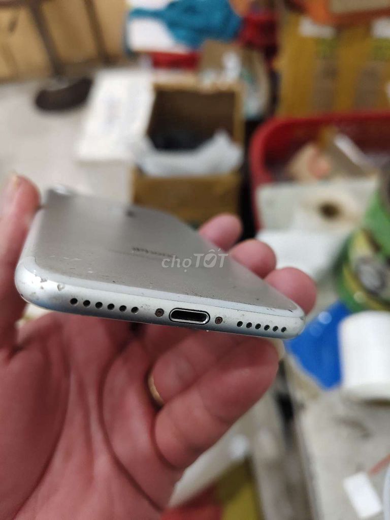 (Đà Nẵng) iPhone 7G 128GB Bạc Đã sử dụng. Mua bán Điện thoại tại Quận Cẩm Lệ Đà Nẵng được đăng bởi Nguyễn Đức Ngà hình 1