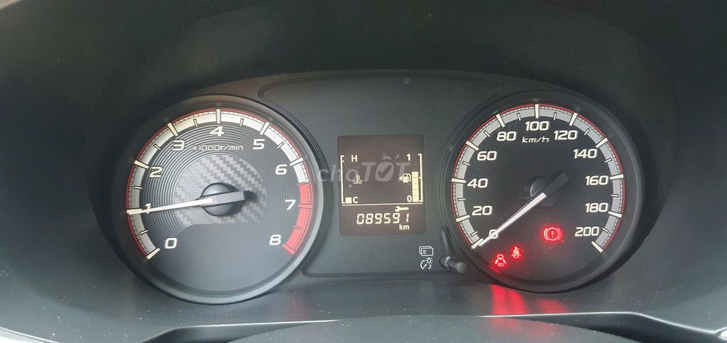 Mitsubishi Xpander 2021 белый МКПП 90 000 км