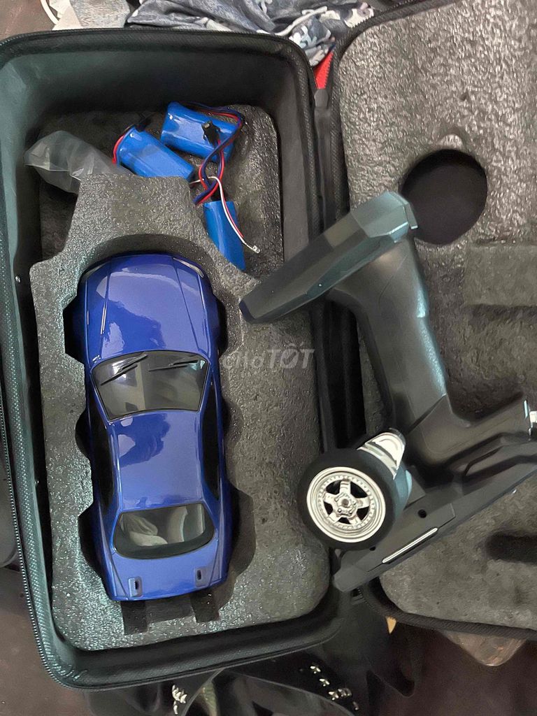 Xe điều khiển LDC Xanh 3 cục. Mua bán Sở thích khác tại Quận Đống Đa Hà Nội được đăng bởi Nguyễn Nam hình 1