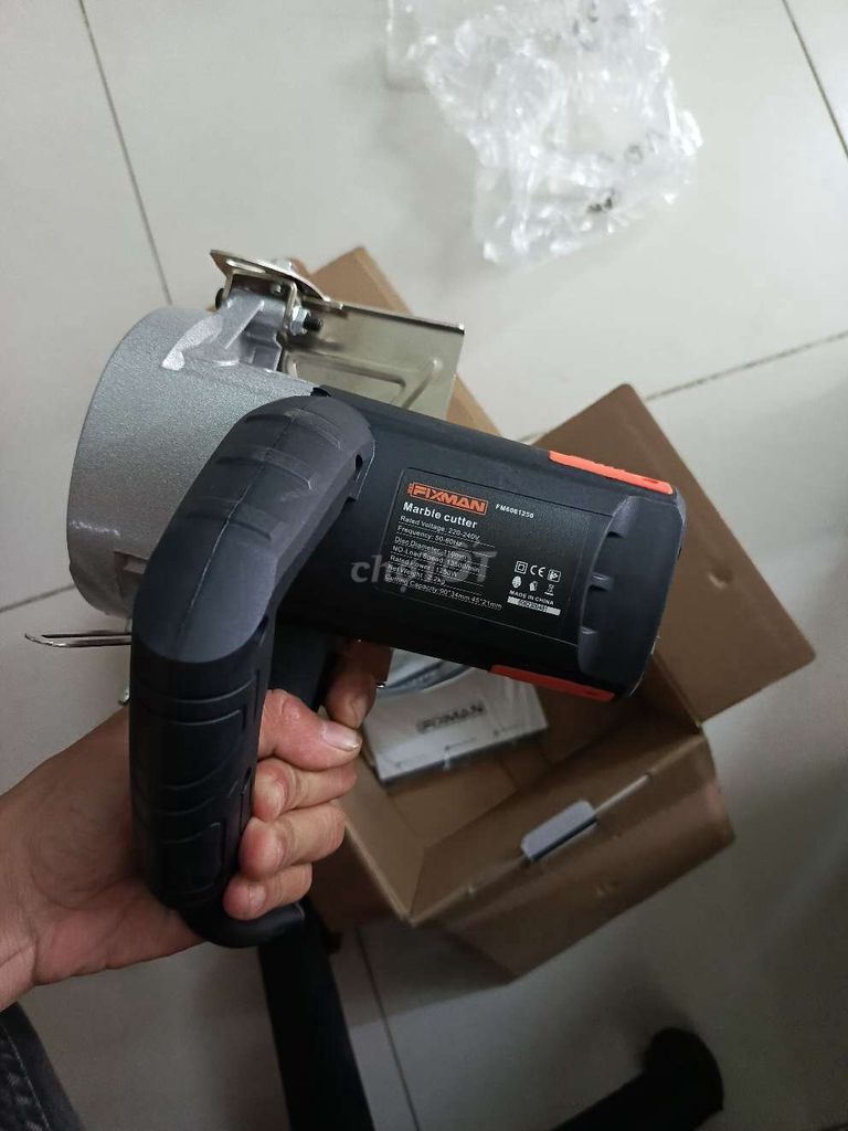 Máy cắt gạch FIXMAN FM6061250 1250W 110mm mới. Mua bán Đồ chuyên dụng, Giống nuôi trồng tại Quận 8 Tp Hồ Chí Minh được đăng bởi AFK hình 1