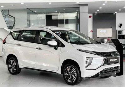 Mitsubishi Xpander MT Trắng