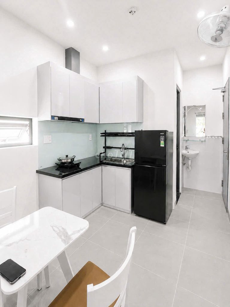 Furnished 1-bedroom apartment with balcony, 1 km from the beach — photo 4