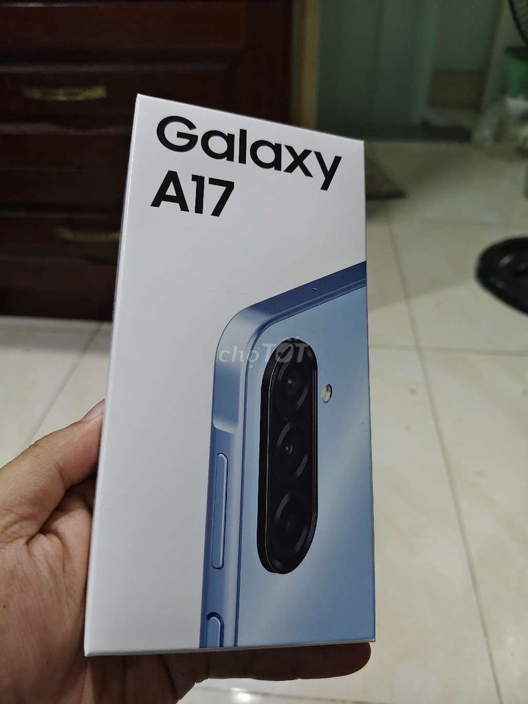 Samsung Galaxy A17 LTE 128GB Xanh. Mua bán Điện thoại tại Quận Bình Thạnh Tp Hồ Chí Minh được đăng bởi Mr Long hình 1