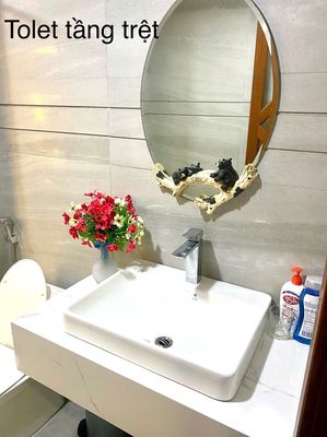 Cần bán căn góc 2 mặt tiền, 320m2, 4 tầng, view hồ Đống Đa!. Mua bán nhà ở tại Thành phố Qui Nhơn Bình Định được đăng bởi Võ Văn Nguyên Vĩ