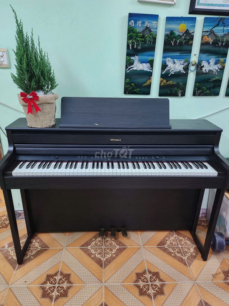 Pass Piano điện Roland HP704  mua 2022