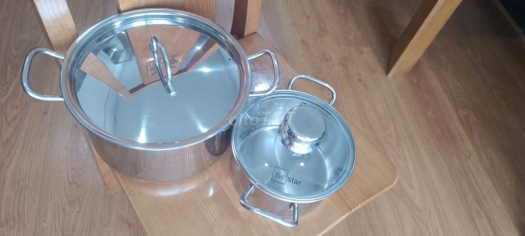 Hai chiếc nồi có nắp Five Star. Mua bán Dụng cụ nhà bếp tại Thành phố Vũng Tàu Bà Rịa - Vũng Tàu được đăng bởi Alex hình 1
