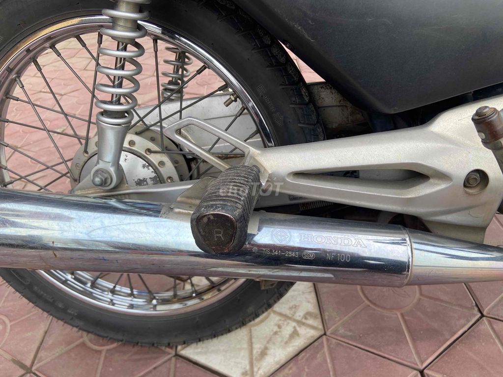 xe Wave 100 đời 2007, máy thái zin ,chạy êm. Mua bán Xe máy tại Huyện Yên Mỹ Hưng Yên được đăng bởi Tran Viet hình 2