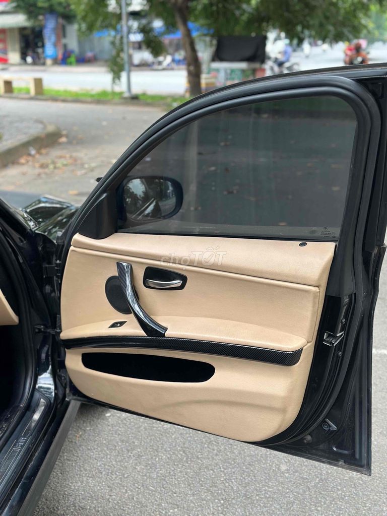 BMW 3 Series 2011 325i - chính chủ. Mua bán Ô tô tại Quận Tân Phú Tp Hồ Chí Minh được đăng bởi thành lương hình 13