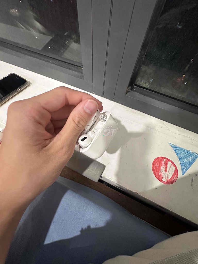 Tai nghe Apple AirPods Pro Trắng Nguyên zin. Mua bán Tivi, Âm thanh tại Quận Hoàng Mai Hà Nội được đăng bởi Nguyễn Hoàng Tùng hình 1
