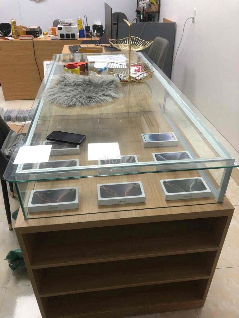 thanh lí đồ cửa hàng điện thoại. Mua bán Nội thất, đồ gia dụng khác tại Quận Dương Kinh Hải Phòng được đăng bởi Hoan hình 1