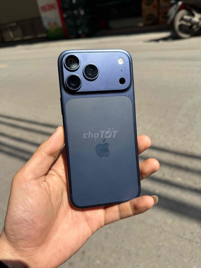 Apple 17 Pro Max 256GB Xanh VNA 99% pin 100%. Mua bán Điện thoại tại Quận Hoàng Mai Hà Nội được đăng bởi Minh Đức hình 1
