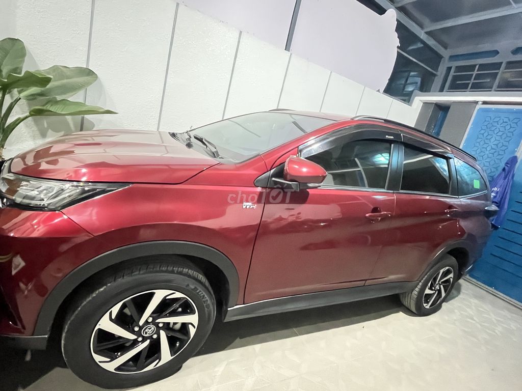 Тойота Раш 2021 красная 36 000 км