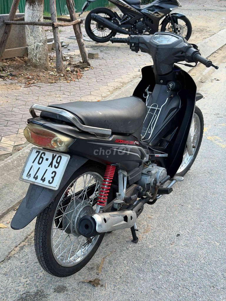 Sirus liên doanh máy ngon tất cả chức năng ok 6tr. Mua bán Xe máy tại Thành phố Quảng Ngãi Quảng Ngãi được đăng bởi Hien hình 8