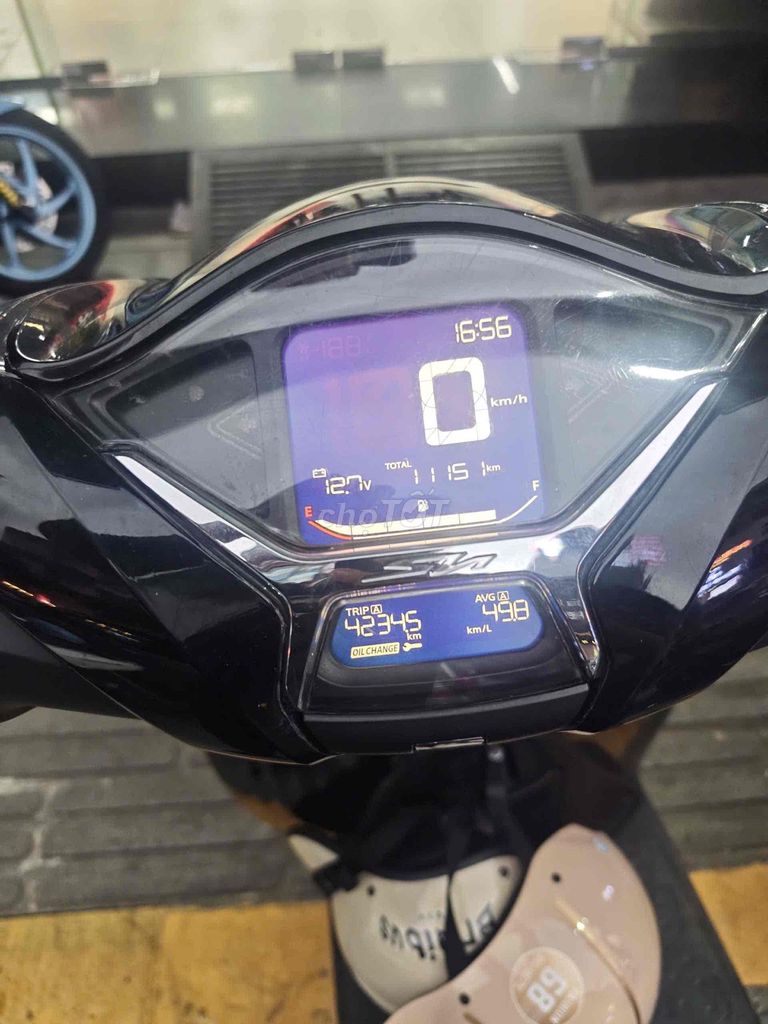 Honda SH 125i, черный, высокий скутер