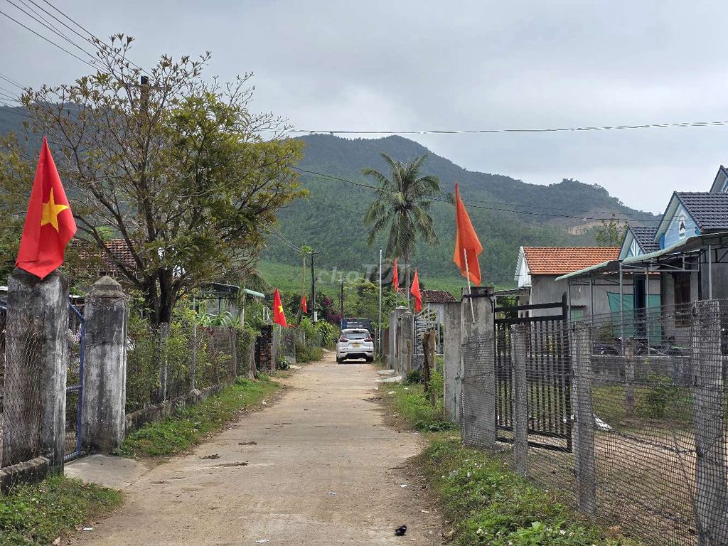 Cần bán lô đất sổ riêng ngay nhà văn hóa đồng sim, tây sơn Cần bán lô đất sổ riêng ngay nhà văn hóa đồng sim, tây sơn