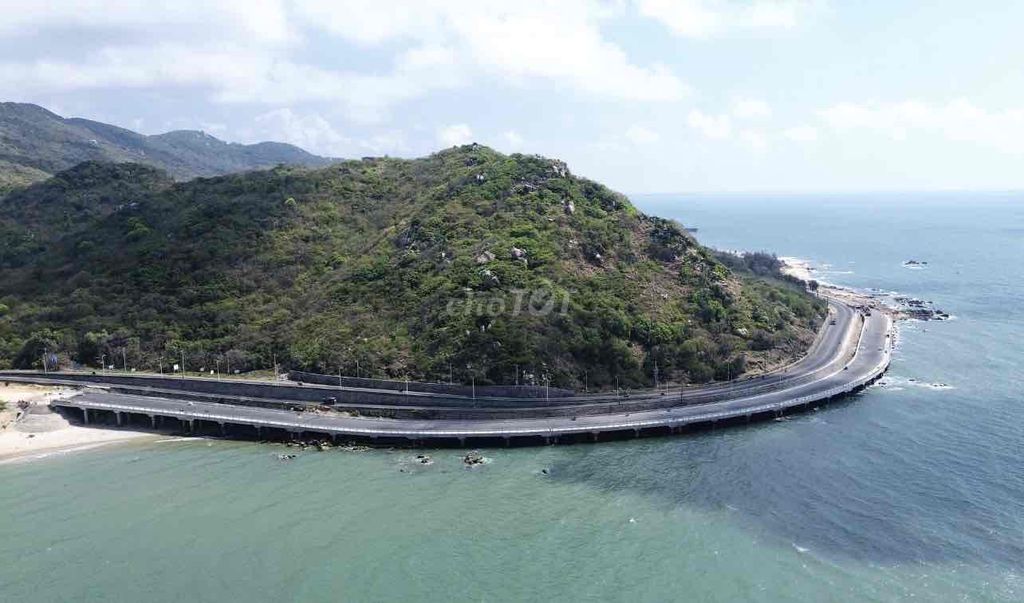 CHÍNH CHỦ GỬI BÁN 128,2m2 ĐẤT TRUNG TÂM LONG HẢI  GIÁ 2.2TY