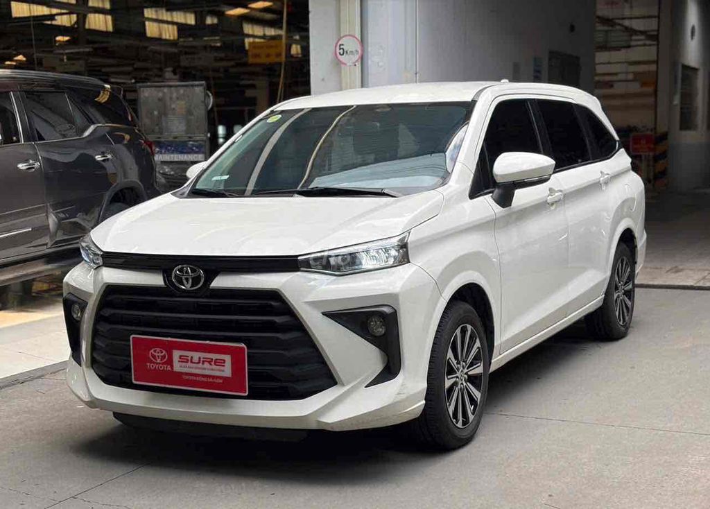 Toyota Avanza автомат 2024