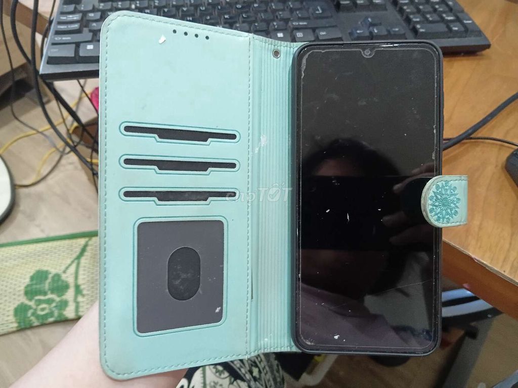 Samsung Galaxy A05 Hồng Hỏng tí màn hình. Mua bán Điện thoại tại Thành phố Hạ Long Quảng Ninh được đăng bởi Nguyễn Quỳnh Hương hình 1