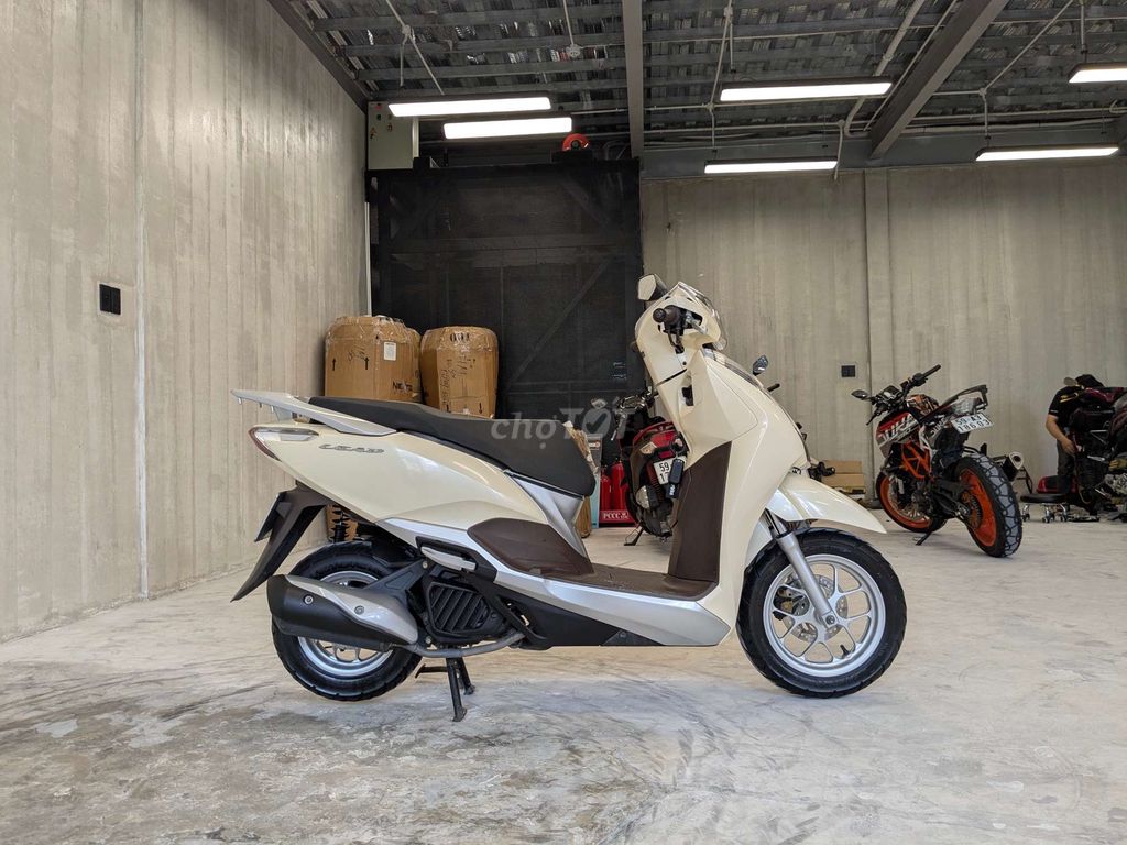 Honda Lead 2018 ngoại hình đẹp - máy êm. Mua bán Xe máy tại Thành phố Thủ Đức Tp Hồ Chí Minh được đăng bởi iMotorbike Khang hình 3