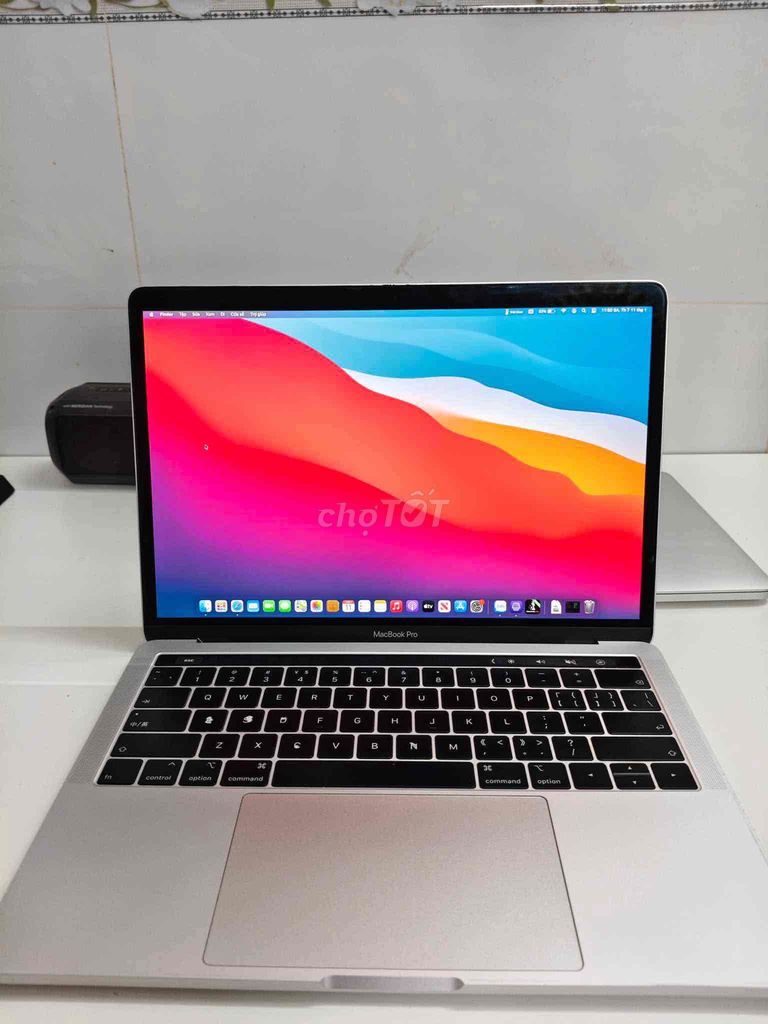 Macbook Pro 2019 i5/16/128