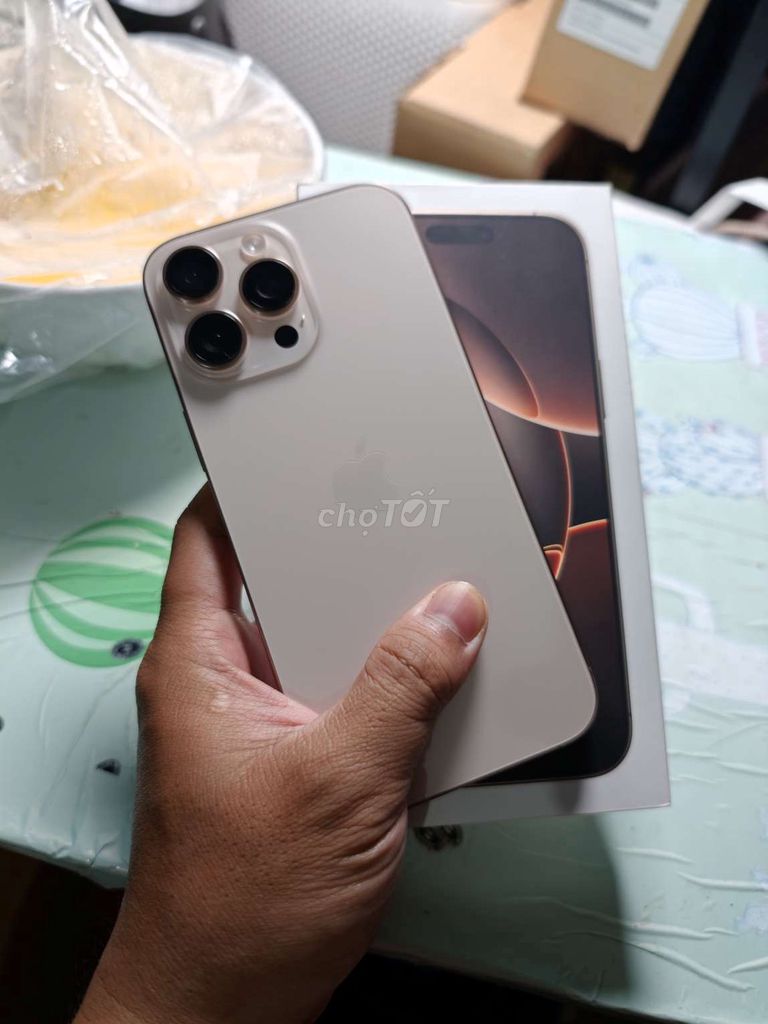 Apple iPhone 16 Pro Max 256GB Sa Mạc 99%. Mua bán Điện thoại tại Thành phố Thủ Đức Tp Hồ Chí Minh được đăng bởi Nguyenne hình 1