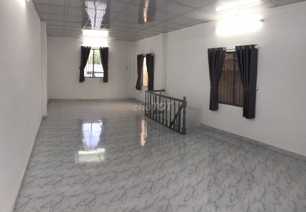 Nhà 120/1/2 trệt lầu 93,6m2 Lũy Bán Bích, Tân Phú