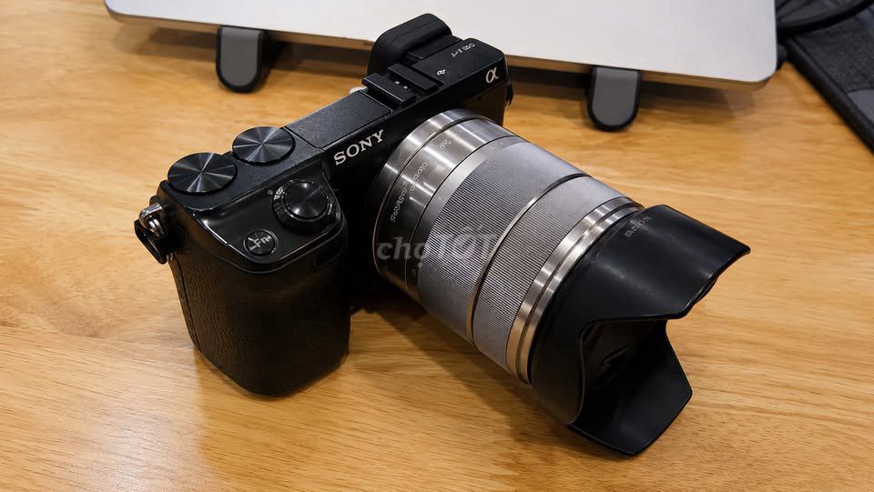 Sony NEX7 + SEL 18-55, pin, dock, thẻ, túi. Mua bán Máy ảnh, Máy quay tại Quận Tây Hồ Hà Nội được đăng bởi Ibrahim Issa hình 1