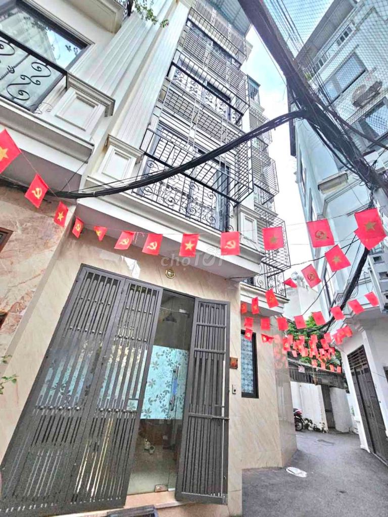Bán nhà Ngô Gia Tự, Việt Hưng, nở hậu, ô tô tránh