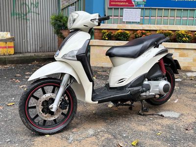Liberty 2013 máy ie phun xăng biển SG giấy tờ đầy. Mua bán Xe máy tại Quận Tân Bình Tp Hồ Chí Minh được đăng bởi Hưng